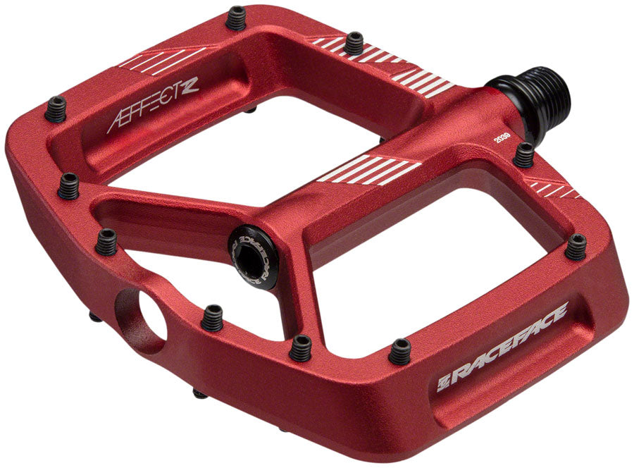 RaceFace Aeffect R Pedals - Platform Aluminum 9/16" Red