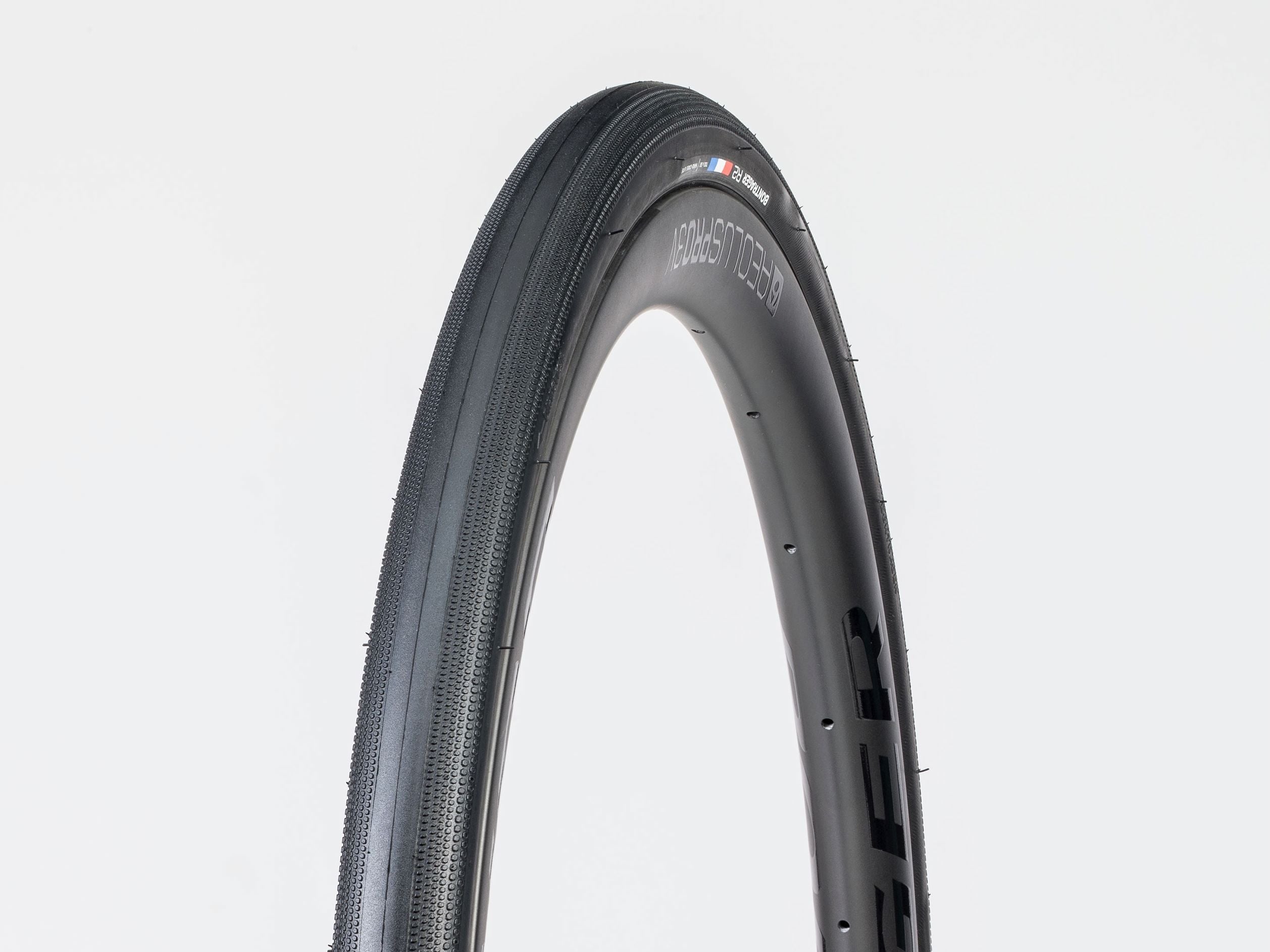 Tire Bontrager R2 Hard-Case Lite 700x32c